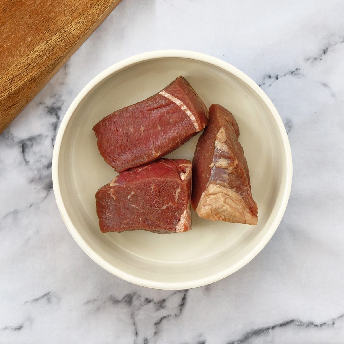 Raw Pet Treat Food Beef Chunks 1kg