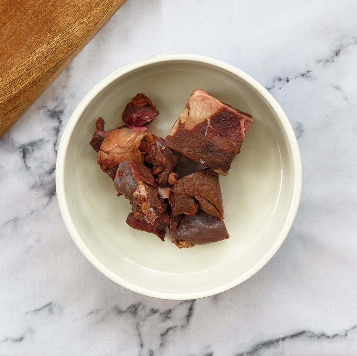 Raw Treat Pet Food Venison Chunks 1kg